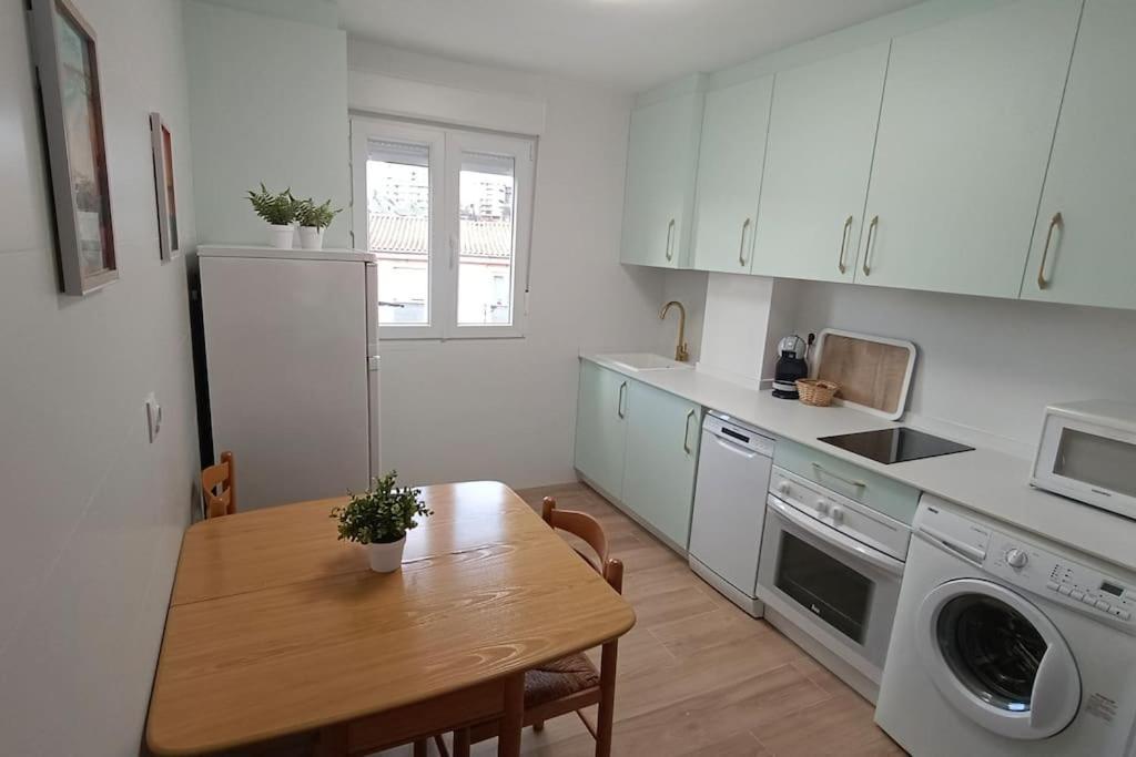 Ferienwohnung Acogedor Y Luminoso Piso Santander Exterior foto